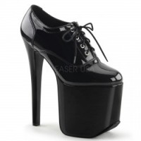 Zapato con cordones